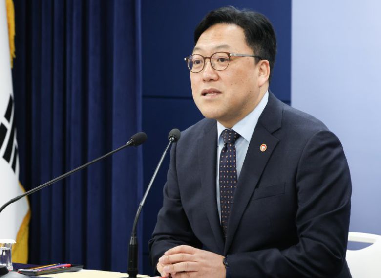 김병환 금융위원장이 22일 서울 종로구 정부서울청사에서 열린 출입기자단 월례 간담회에서 발언하고 있다. 뉴스1