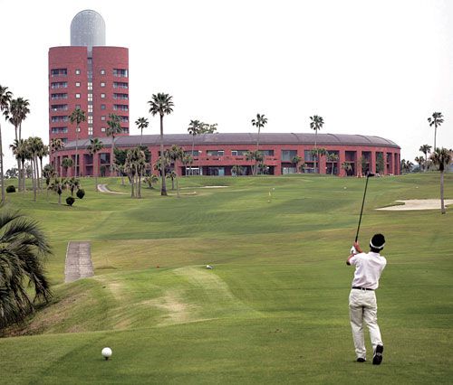 일본 아이와 미야자키 리조트골프장. fnDB