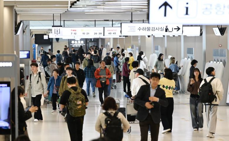 김포공항 국내선 대합실 모습. 한국공항공사 제공