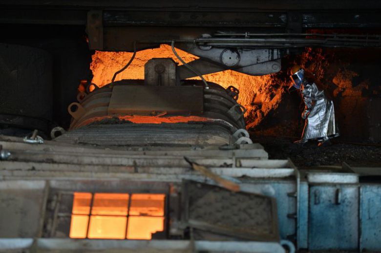 포스코 포항제철소 제 2고로. 사진=뉴스1