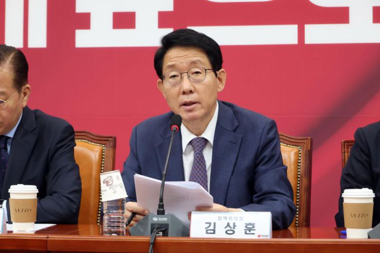 김상훈 국민의힘 정책위의장이 1일 서울 여의도 국회에서 열린 비상대책위원회의에서 발언하고 있다. 사진=박범준 기자