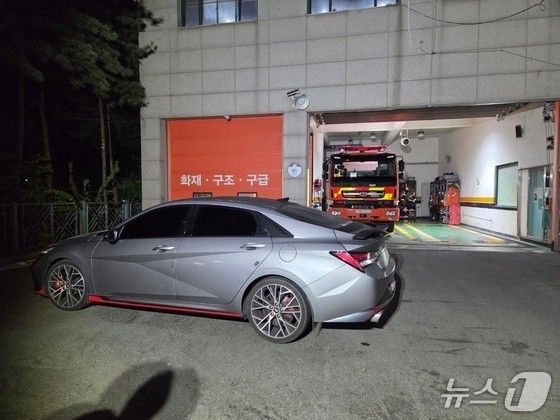 방치된 A씨 차량. 김포경찰서 제공. /사진=뉴스1