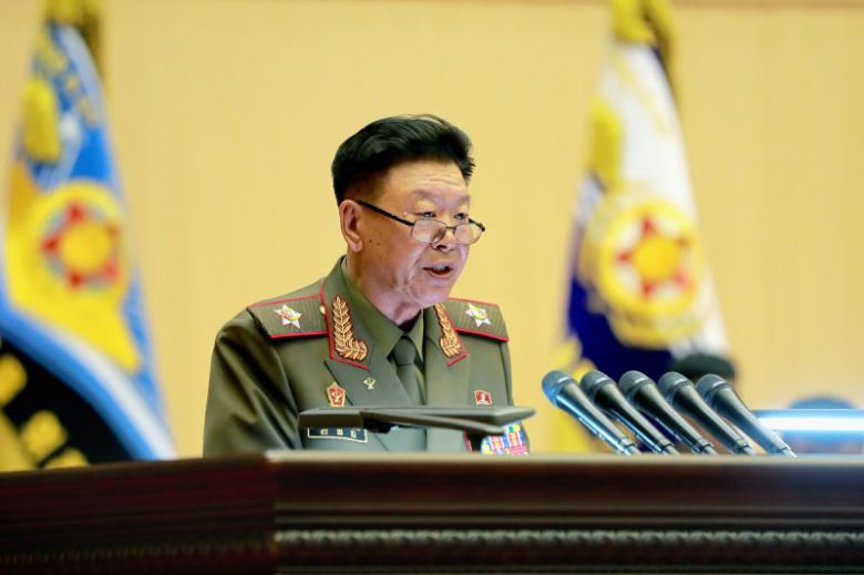 북한 노동당 기관지 노동신문은 17일 "인민군 제7차 훈련 일꾼(간부)대회가 수도 평양에서 14일과 15일 진행됐다"고 보도했다. 노동신문 캡처