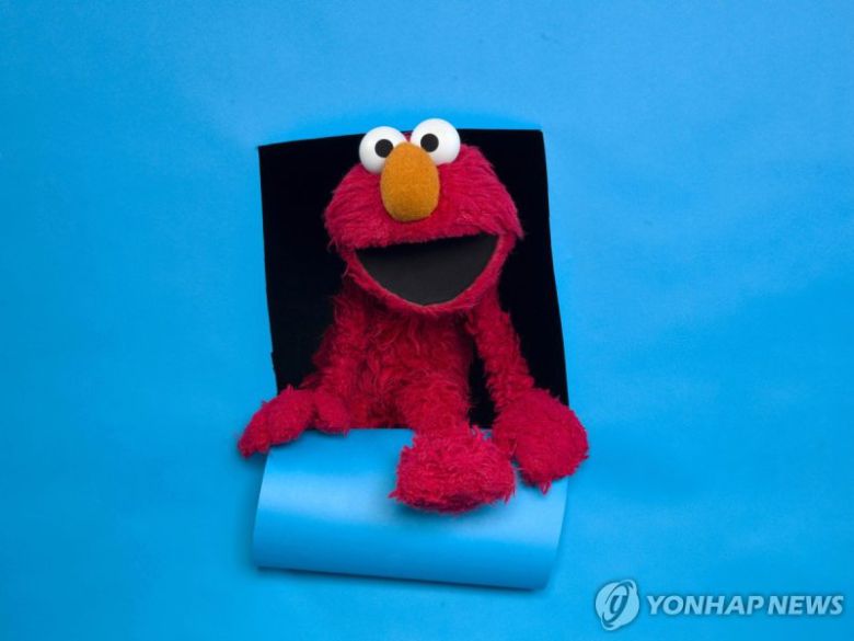 '세서미 스트리트'의 엘모 캐릭터/사진=연합뉴스