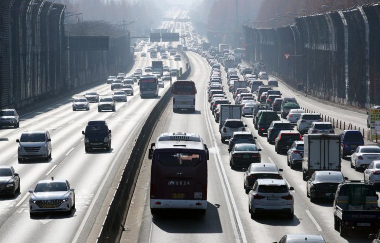 서울 잠원IC 인근서 바라본 경부고속도로 모습. /사진=뉴시스