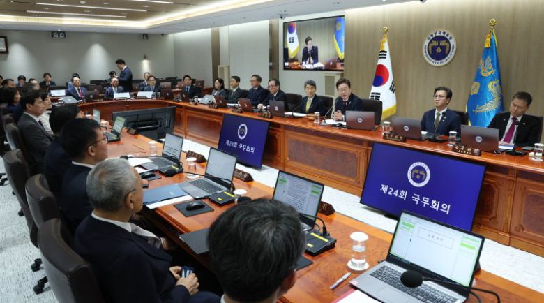 [서울=뉴시스] 고범준 기자 = 이재명 대통령이 5일 서울 용산구 대통령실 청사에서 열린 국무회의에서 발언하고 있다. 2025.06.05. bjko@newsis.com /사진=뉴시스