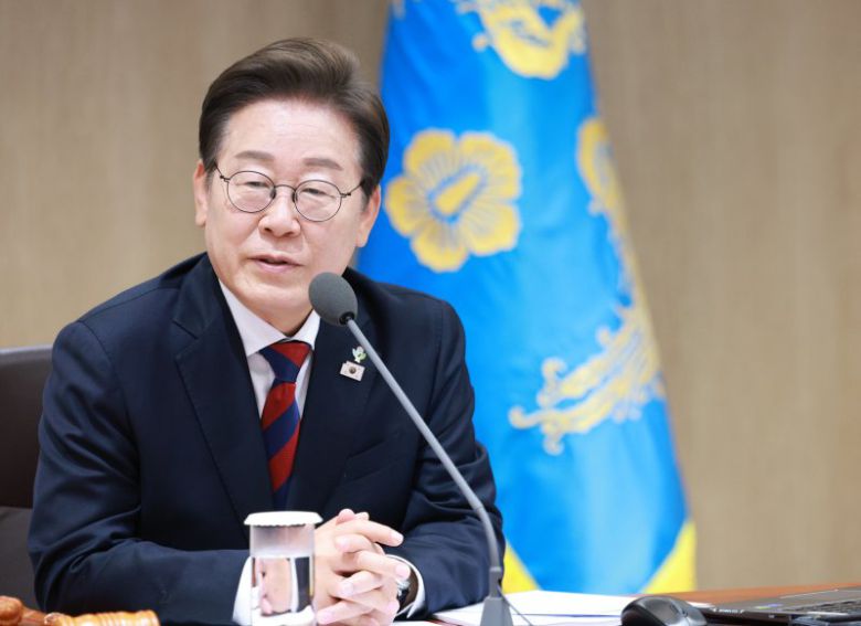 [서울=뉴시스] 고범준 기자 = 이재명 대통령이 지난 5일 서울 용산구 대통령실 청사에서 열린 국무회의에서 발언하고 있다. 2025.06.07. bjko@newsis.com /사진=뉴시스