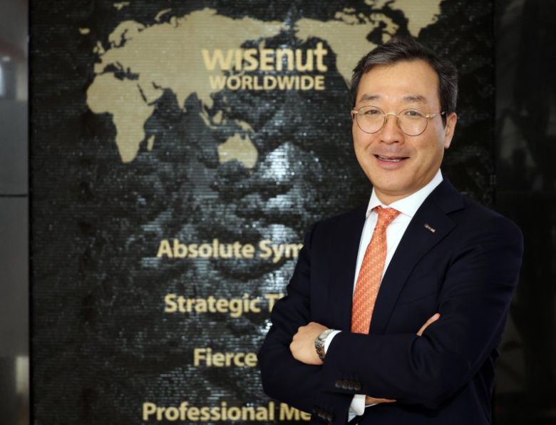 강용성 와이즈넛 대표가 9일 판교 본사에서 파이낸셜뉴스와 인터뷰하며 포즈를 취하고 있다. 사진=박범준 기자