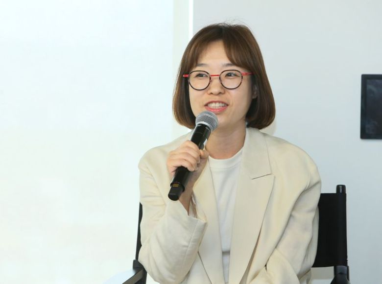 이강이 넷플릭스 한국 프로덕트 부문 디렉터가 13일 서울 종로구 넷플릭스 오피스에서 열린 기자간담회에서 발언하고 있다. 넷플릭스 제공