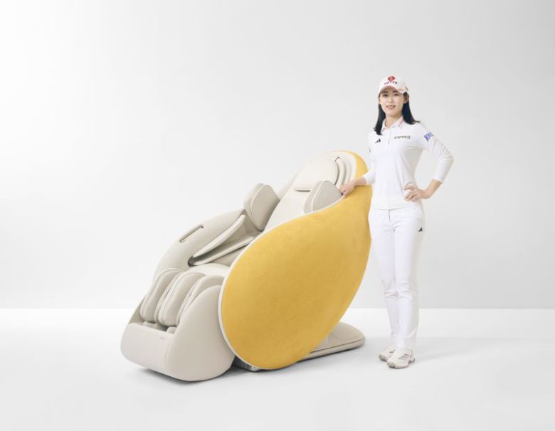 세라젬 파우제 피팅 서비스를 적용한 파우제 M8 핏과 골프선수 황유민 프로. 세라젬 제공