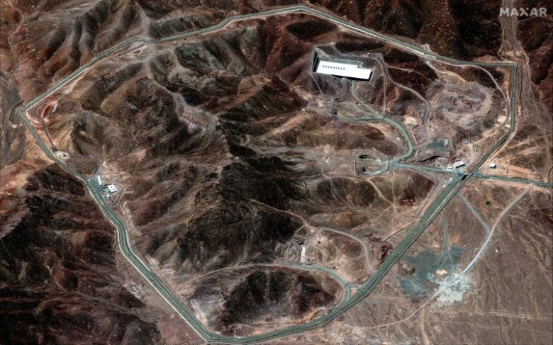 지난 14일(현지시간) 이란 중부 콤주(州) 포르도에서 촬영된 이란의 우라늄 농축 시설.로이터연합뉴스