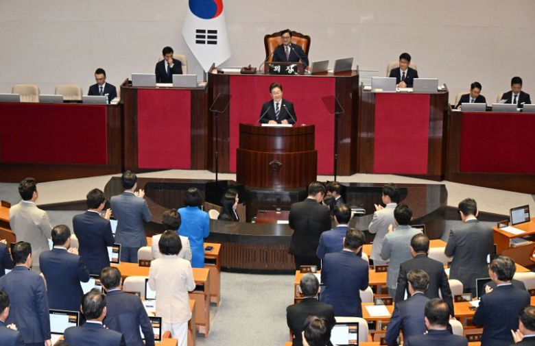 이재명 대통령이 26일 서울 여의도 국회에서 열린 본회의에서 2025년도 제2회 추가경정예산안 시정연설을 하고 있다. 뉴시스