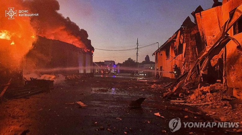 러시아의 드론 공격으로 피해를 입은 우크라이나 키이우 지역. 연합뉴스
