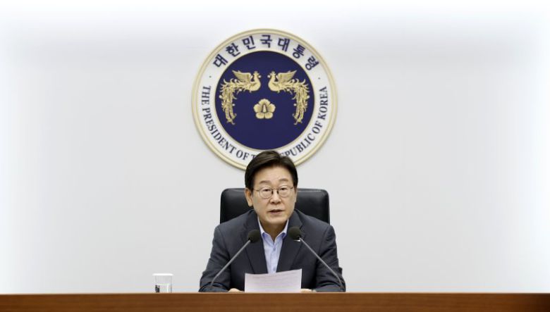 [서울=뉴시스] 최동준 기자 = 이재명 대통령이 10일 서울 용산 대통령실 청사에서 열린 제3차 수석보좌관 회의에서 발언하고 있다. 2025.07.10. photocdj@newsis.com /사진=뉴시스