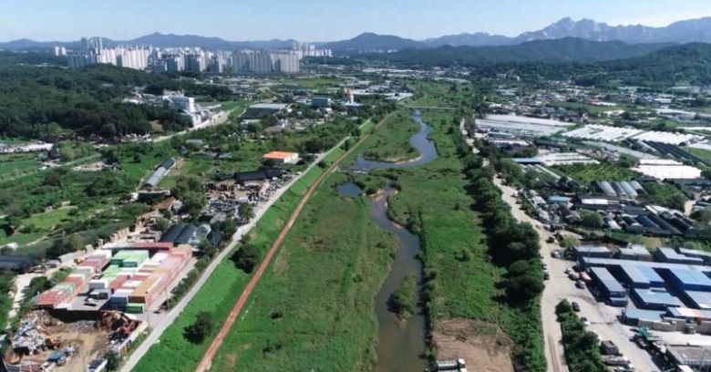 고양창릉 3기신도시 예정지를 흐리고 있는 창릉천. 고양시 제공