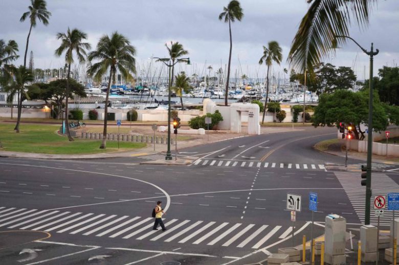 29일(현지시간) 미국 하와이주 호놀룰루의 항구에 지진해일(쓰나미)을 앞두고 선박들이 피난한 모습.AFP연합뉴스