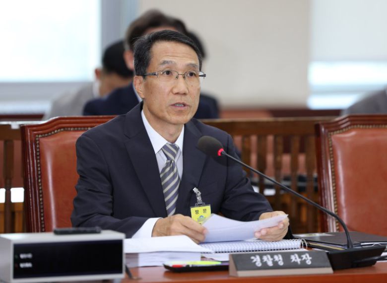 서울 여의도 국회에서 열린 행정안전위원회 법안심사제2소위원회에서 유재성 신임 경찰청장 직무대행이 발언하고 있다. 사진=뉴시스