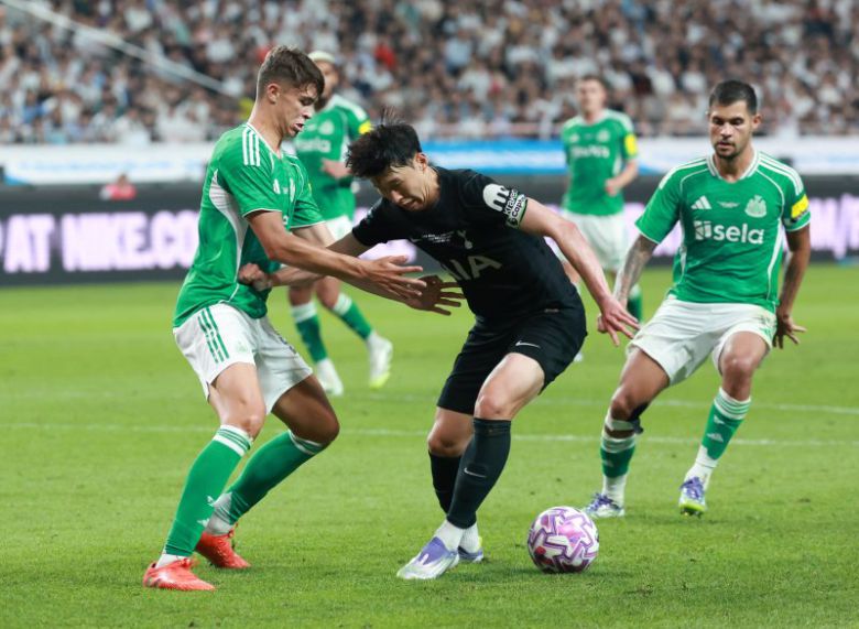 서울월드컵경기장에 열린 2025 쿠팡플레이시리즈 뉴캐슬 유나이티드와 토트넘 홋스퍼의 경기 후반전, 토트넘 손흥민이 돌파를 하고 있다. 뉴시스