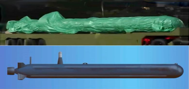 오는 9월 3일 중국 '전승절' 열병식에 등장할 AJX002와 다른 포장으로 위장된 별개의 초대형 수중드론(XLUUV), 정확한 외형은 알 수 없지만 길이 18~20m로 AJX002와 유사하며 지름이 두 배 정도로 굵다. 뒤쪽에 두 개의 마스트로 추정되는 돌출부가 보인다. 아래쪽은 예상되는 형상 이미지. 셔튼·잠수함연구소 공개 영상 캡처