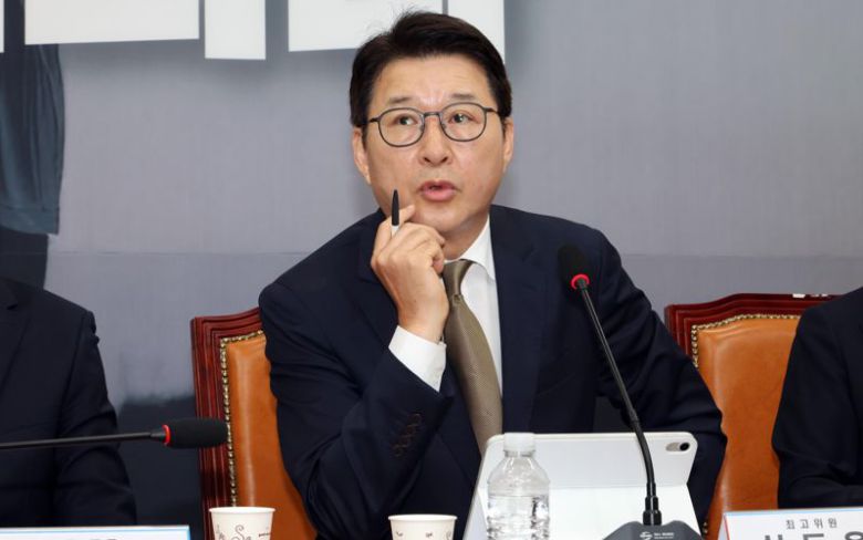 국민의힘 신동욱 최고위원이 1일 서울 여의도 국회에서 열린 최고위원회의에서 발언하고 있다. 사진=박범준 기자