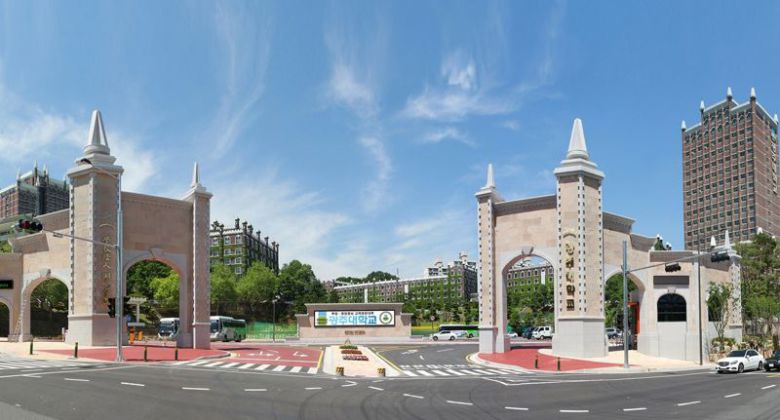 '기업가정신 대학'을 표방하는 광주대<사진>가 오는 8일부터 12일까지 실시되는 2026학년도 대학입시 수시모집을 통해 36개 학부(과)에서 1358명을 선발한다. 광주대 제공