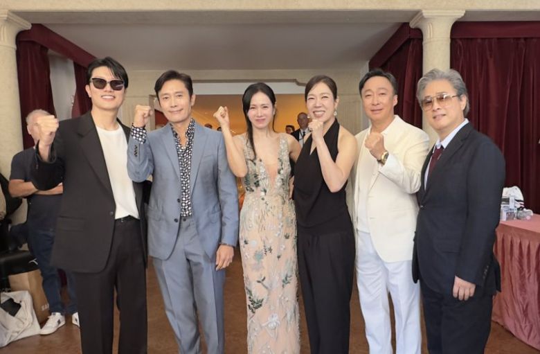 '어쩔수가없다' 팀. CJ ENM 제공