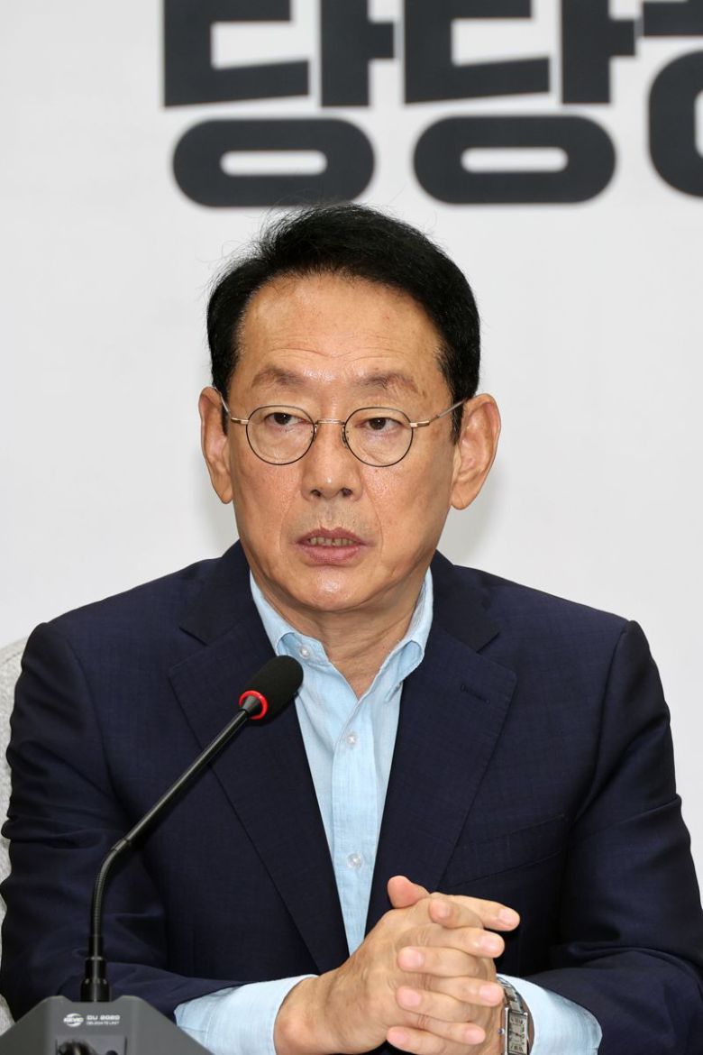 국민의힘 김도읍 정책위의장이 9일 서울 여의도 국회에서 열린 원내대책회의에서 발언하고 있다. 사진=서동일 기자
