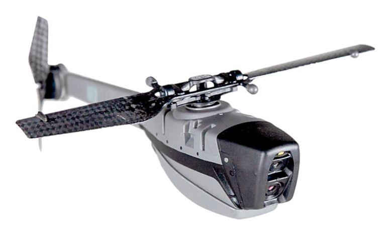 '블랙호넷 3'는 속도가 더 빨라지고 비행 거리가 길어져 시속 21㎞ 이상의 속도로 2㎞까지 비행한다. 열감지 마이크로 카메라 코어와 가시광 센서가 탑재돼 이미지 정확도가 향상됐다. 암호화 기술이 향상된 디지털 데이터링크 기능은 가시선을 넘은 폐쇄된 구역에서도 중단 없이 교신하고 영상을 송신할 수 있다. 텔레다인 플리어사 홈페이지 캡처