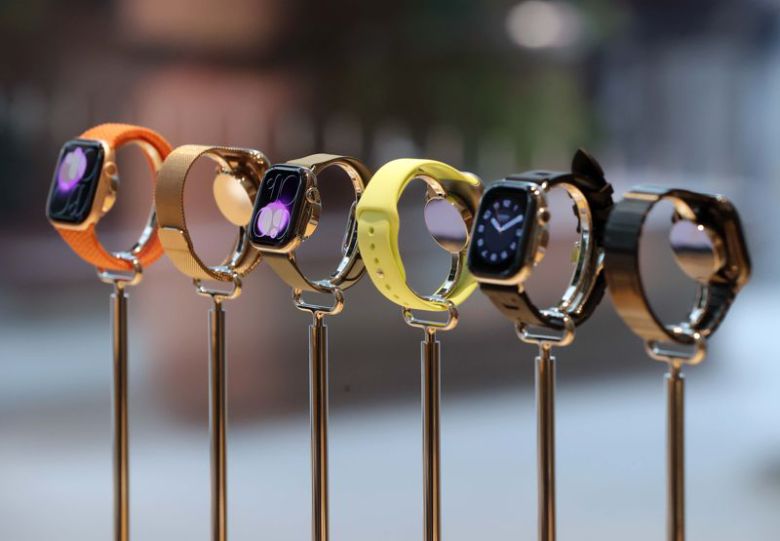 중구 명동에 있는 Apple 명동에 새로 출시한 Apple Watch 시리즈인 Apple Watch Series 11, Apple Watch Ultra 3, Apple Watch SE3가 디스플레이 되어 있다. /애플코리아 제공