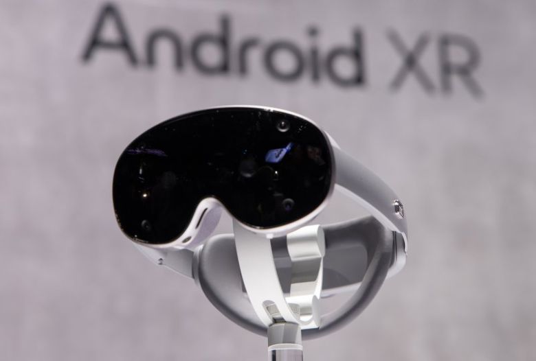 지난 1월 삼성전자 '갤럭시 언팩 2025'에 '갤럭시XR'이 전시돼 있다. 삼성전자 제공