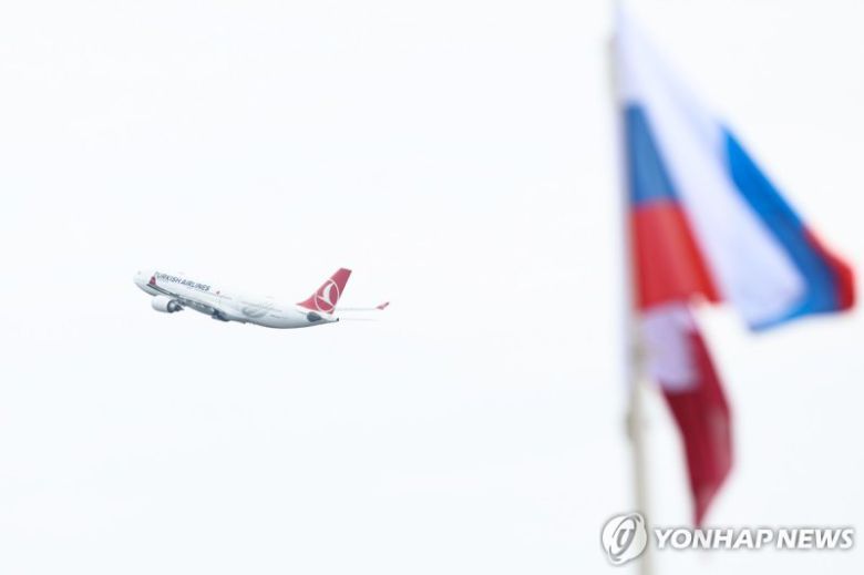 모스크바 브누코보 공항서 이륙하는 비행기. 연합뉴스