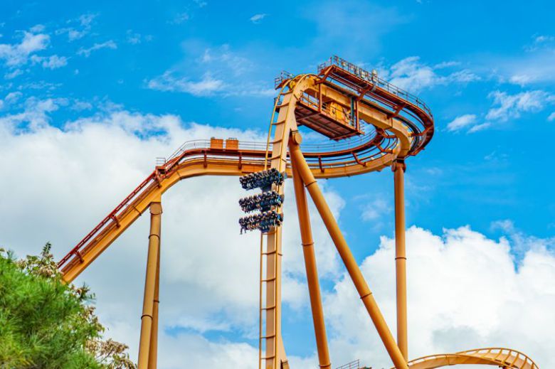수직으로 낙하하는 경주월드 놀이시설 '드라켄'                                   원더스페이스에서 즐길 수 있는 스크린 양궁