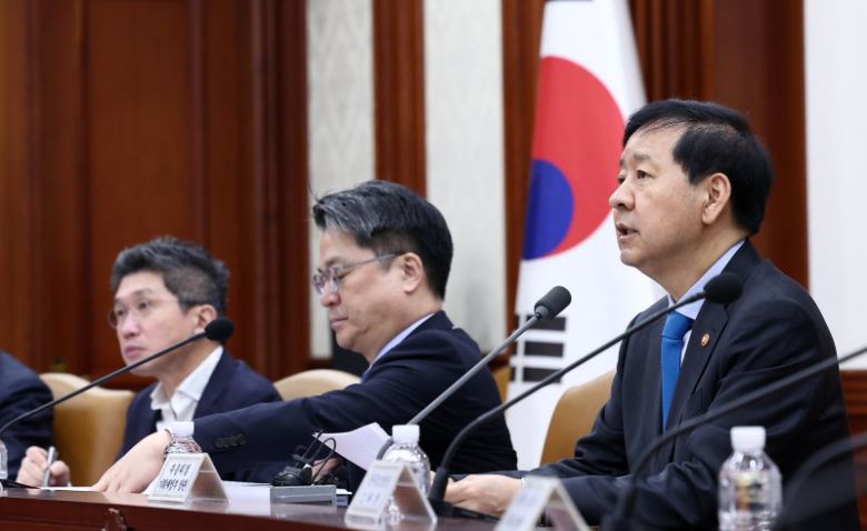 구윤철 경제부총리 겸 기획재정부 장관이 31일 서울 종로구 정부서울청사에서 열린 제6차 공급망안전화위원회에서 모두발언을 하고 있다. 뉴스1