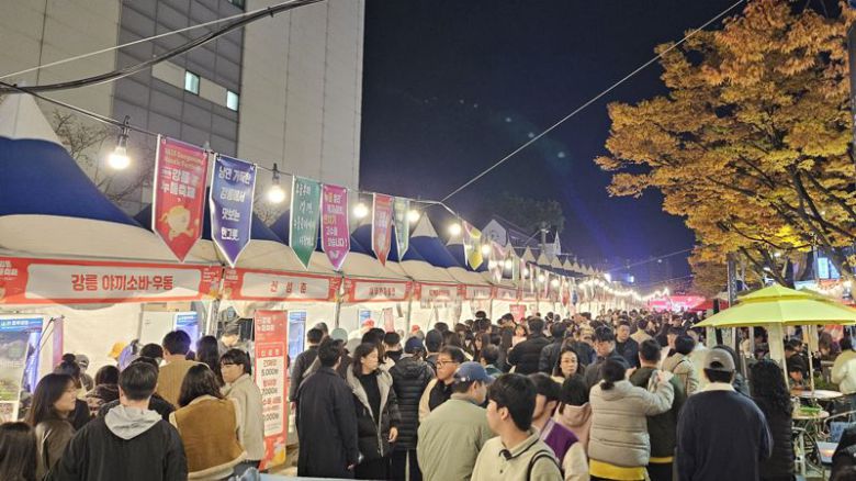 제4회 강릉 누들축제가 방문객들의 뜨거운 호응 속에 마무리됐다. 강릉시 제공