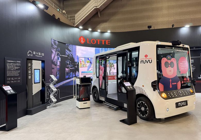 롯데이노베이트의 자율주행 셔틀 브랜드 ‘MUVU’가 사용된 자율주행 셔틀 이미지. 롯데이노베이트 제공