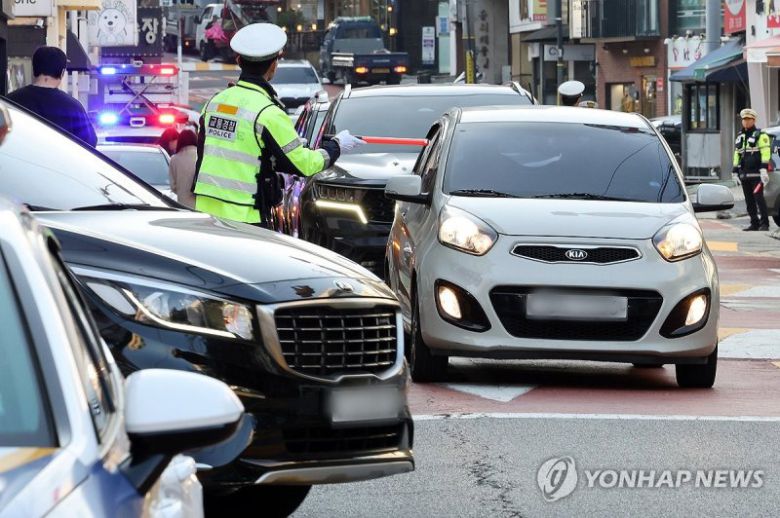 교통단속 모습.