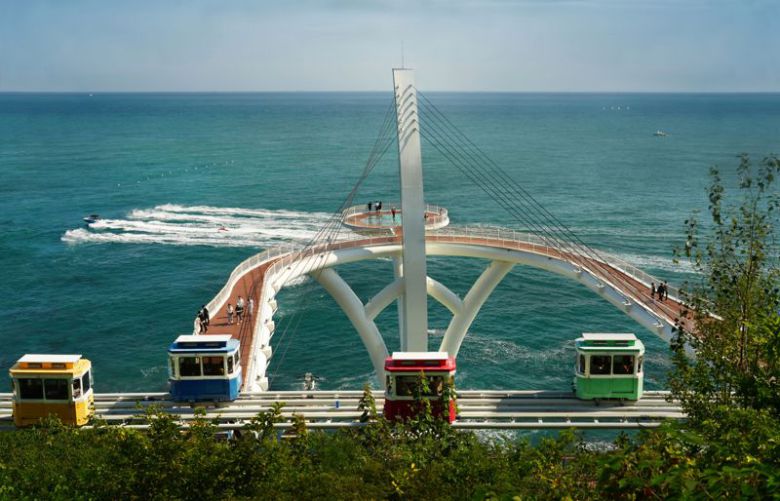 해운대블루라인파크가 누적 이용객 1000만명 돌파 기념으로 개최한 '해운대블루라인파크 사진공모전' 최우수상 수상작. 해운대블루라인파크 제공