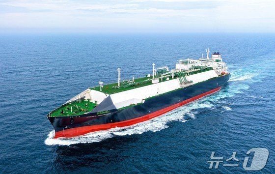 LNG 운반선의 시운전 모습(HD현대 제공) /사진=뉴스1