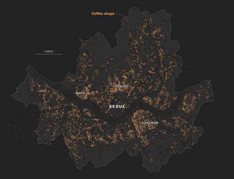 서울에 문을 연 1만여개의 카페들을 주황색으로 표기한 지도. 종로와 마포, 강남에 카페가 몰려 있는 게 보인다. /자료=한국지역정보개발원, 사진=뉴욕타임스