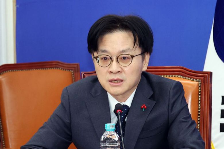 김정관 산업통상부 장관이 30일 국회에서 열린 경제형벌 민사책임 합리화 제2차 당정협의에 참석해 발언하고 있다. 사진=서동일 기자