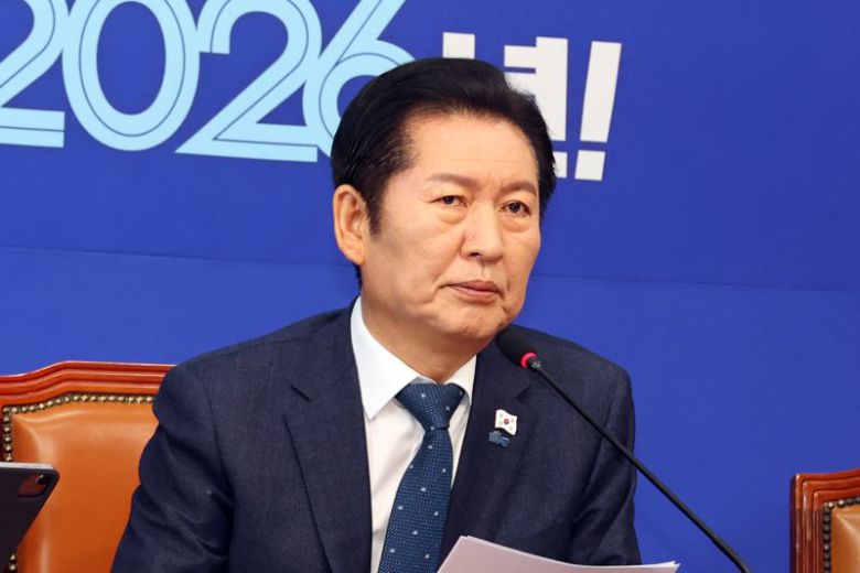 더불어민주당 정청래 대표가 2일 서울 여의도 국회에서 열린 최고위원회의에서 발언하고 있다. 사진=서동일 기자