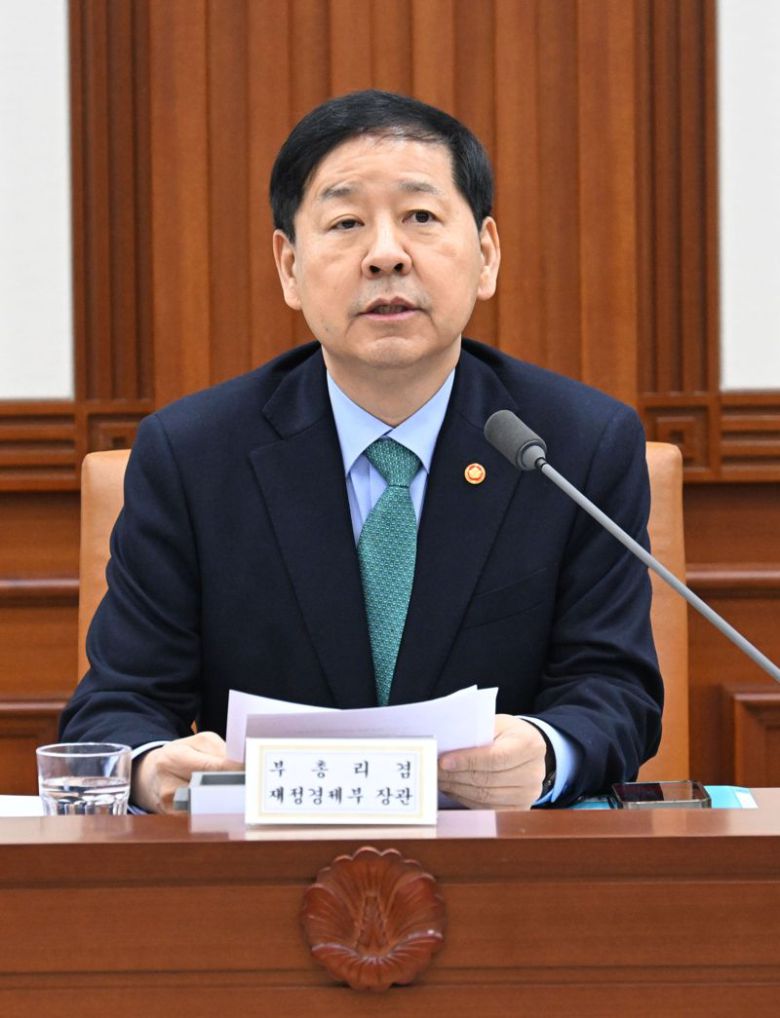 구윤철 부총리 겸 재정경제부 장관이 7일 정부서울청사에서 열린 민생경제관계장관회의에서 발언하고 있다. 재경부 제공