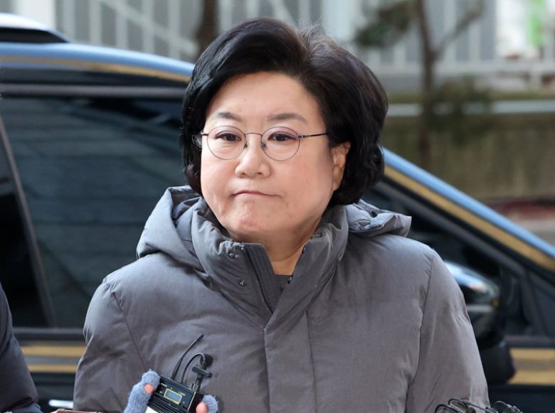 이혜훈 기획예산처 장관 후보자가 6일 오전 서울 중구 예금보험공사에 마련된 청문회 준비 사무실로 출근하고 있다. 2026.01.06. /사진=뉴시스