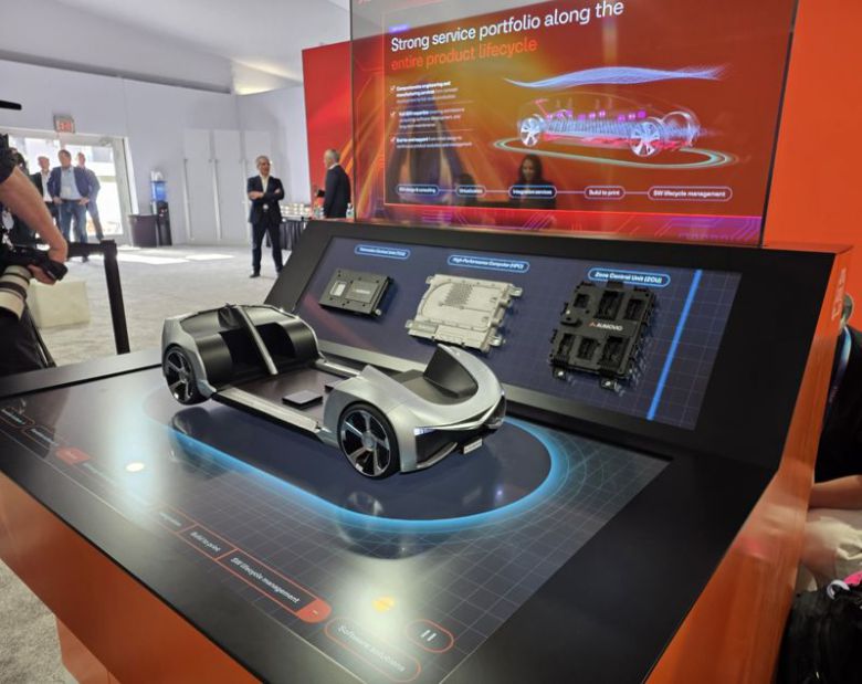 세계 최대 가전·정보기술(IT) 전시회 CES 2026이 열린 6일(현지시간) 라스베이거스 컨벤션센터(LVCC) 센트럴 플라자에 마련된 독일 아우모비오 부스 내부 모습. 사진=김학재기자