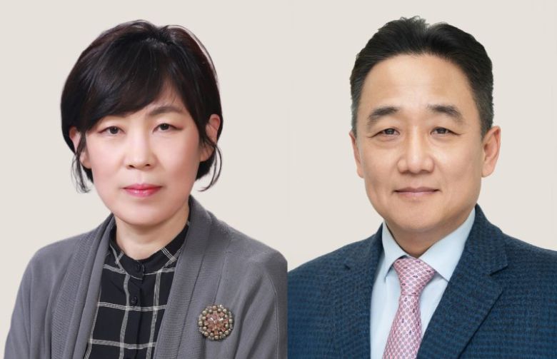 (왼쪽부터) 이호영 교수, 김승업 교수