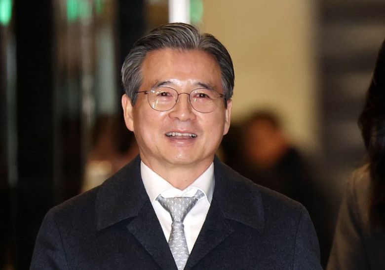 김용범 청와대 정책실장이 지난 9일 서울 중구 대한상공회의소에서 열린 10대 그룹 사장단과 비공개 간담회에 참석하는 모습. 뉴스1