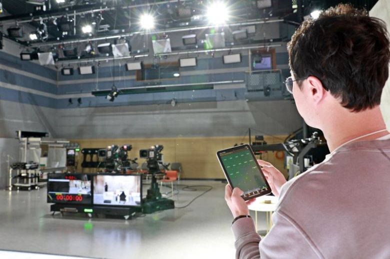 SK스토아 조명자동화 시스템 도입 홍보 이미지. SK스토아 제공