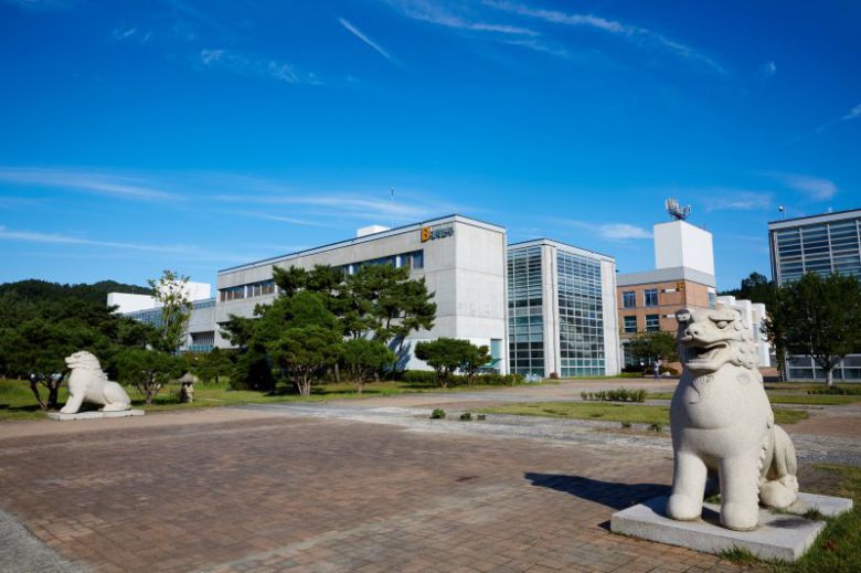 충청북도 부여군 한국전통문화대학교 전경. 국가유산청 제공