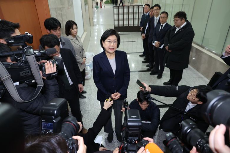 인사청문회 출석을 위해 서울 여의도 국회를 찾은 이혜훈 기획예산처 장관 후보자가 19일 입장을 밝히고 있다. 뉴스1