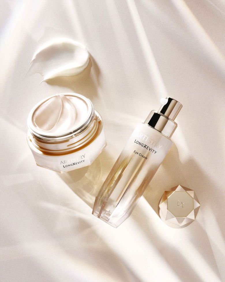 한국암웨이에서 20일 출시한 아티스트리 롱제비티 크림. 한국암웨이 제공